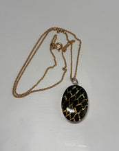 Load image into Gallery viewer, Hálsmen Roð 8x13mm