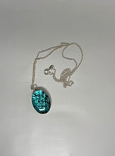 Load image into Gallery viewer, Hálsmen Roð 8x13mm
